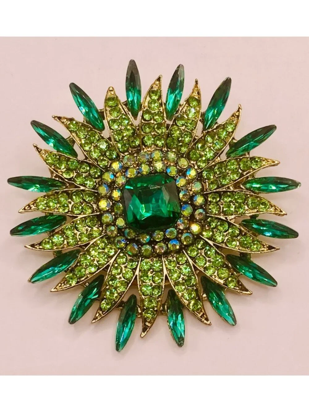 Green Rhinestone Gold-Tone Sunburst Brooch Pin -97B